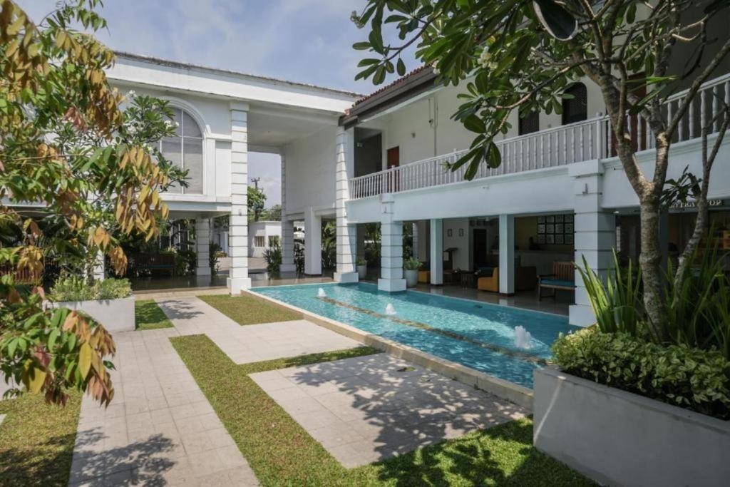 هتل هیبیسکاس بیچ